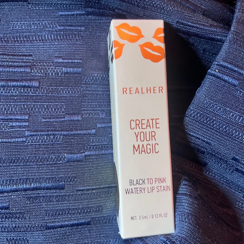 RealHer Black to Pink Glossy Lip Stain